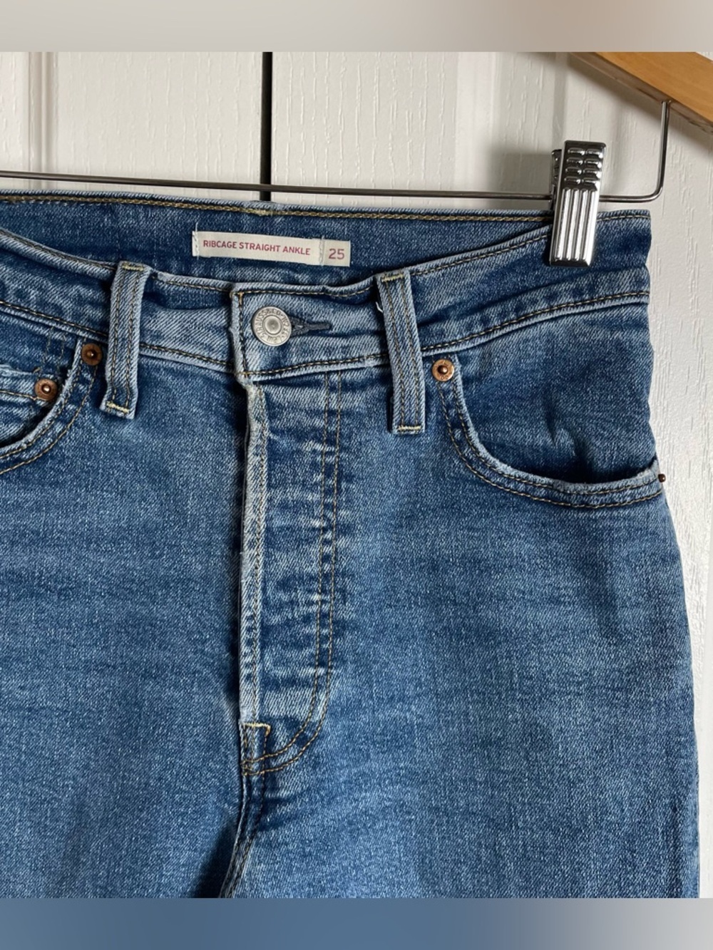Levi's Ribcage Straight Ankle Jeans Women’s 25 Blue Denim High Waist Button Fly - Picture 5 of 12